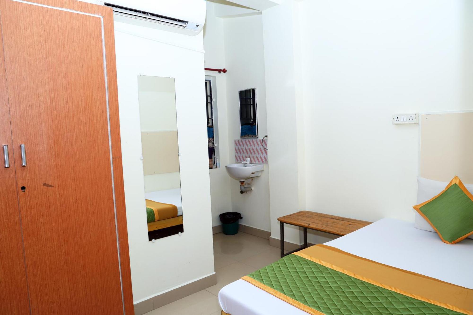 Royal Green Airport Transit Accommodation Ченнаи Экстерьер фото